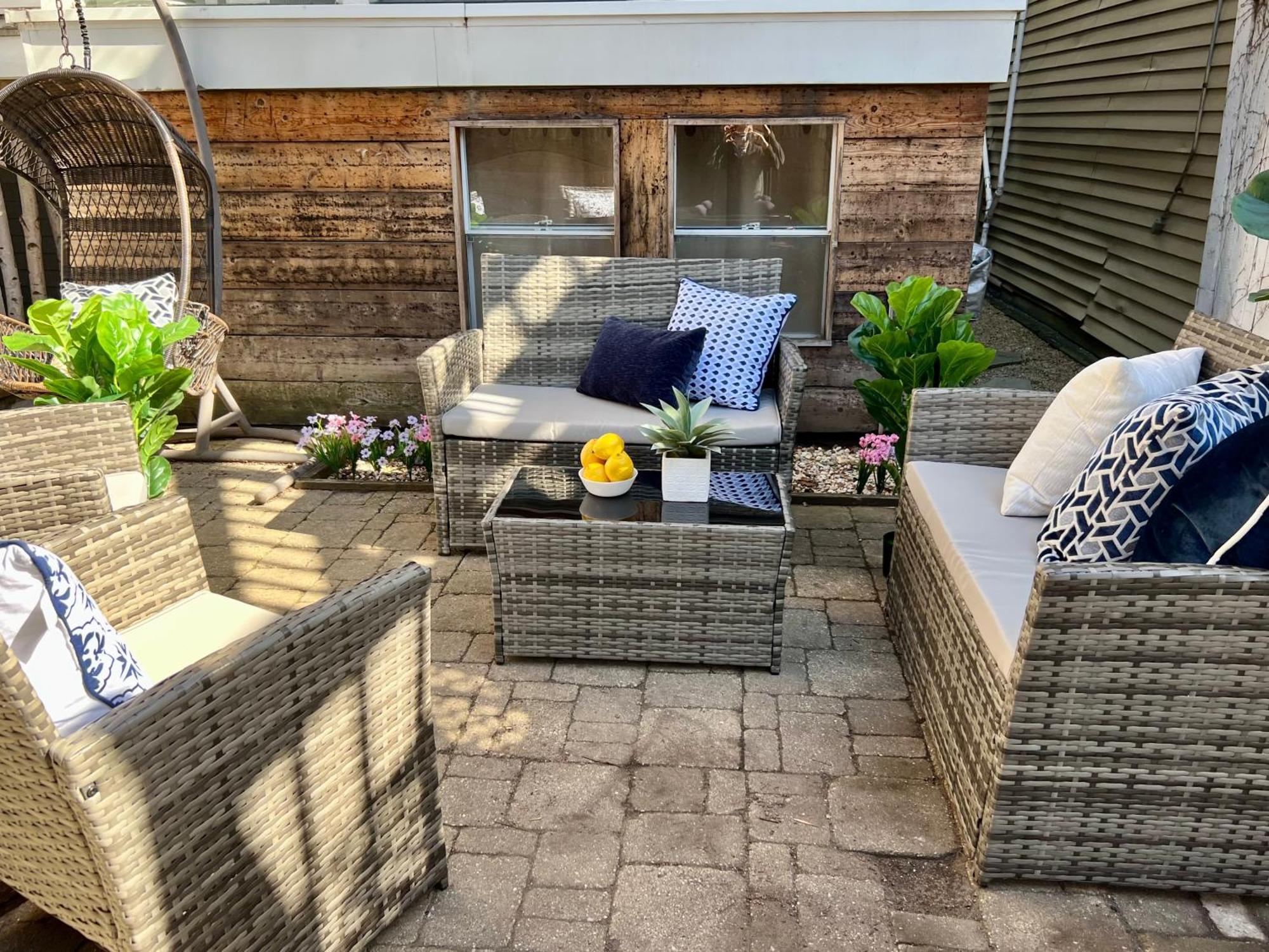 3 Bedroom Spacious Home In Ideal Location W Free Parking Back Yard Pets Welcome 芝加哥 外观 照片