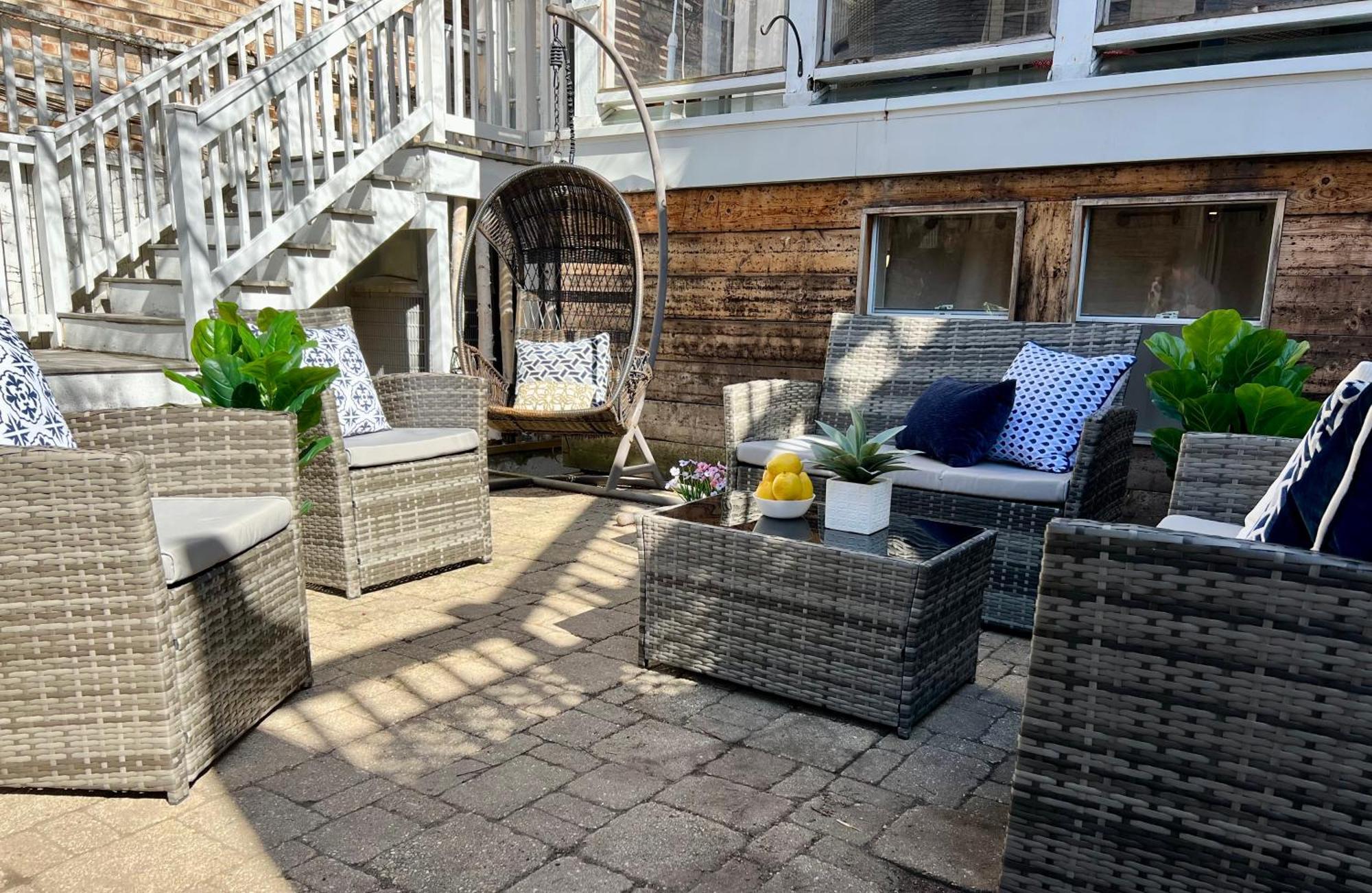 3 Bedroom Spacious Home In Ideal Location W Free Parking Back Yard Pets Welcome 芝加哥 外观 照片