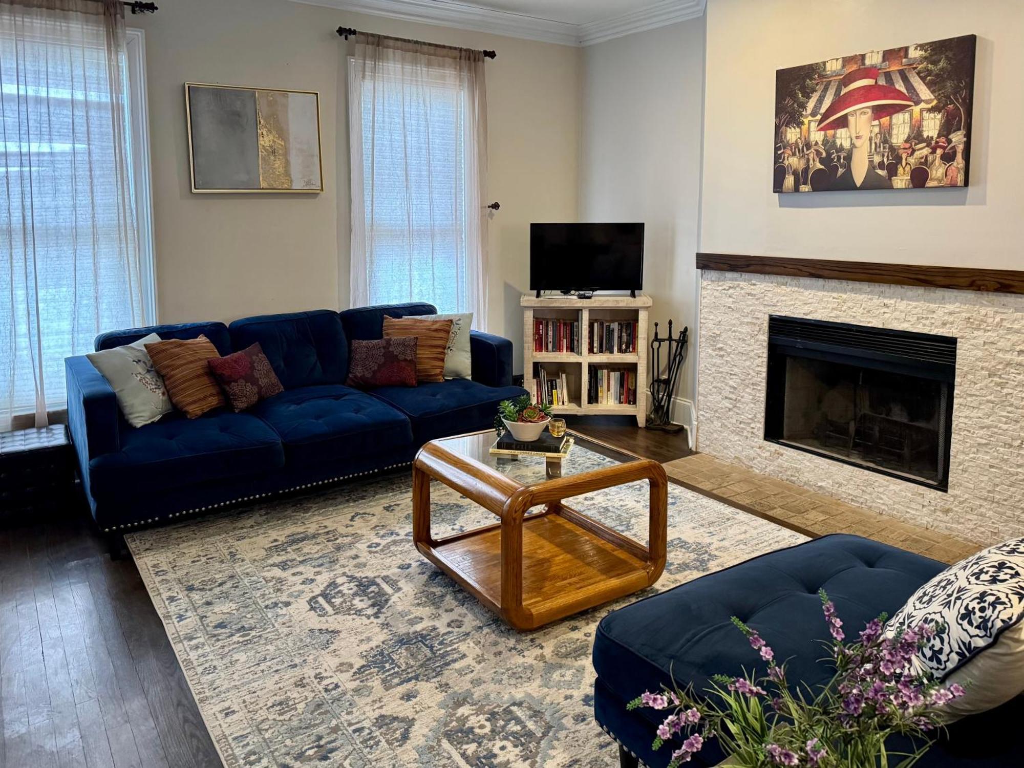 3 Bedroom Spacious Home In Ideal Location W Free Parking Back Yard Pets Welcome 芝加哥 外观 照片