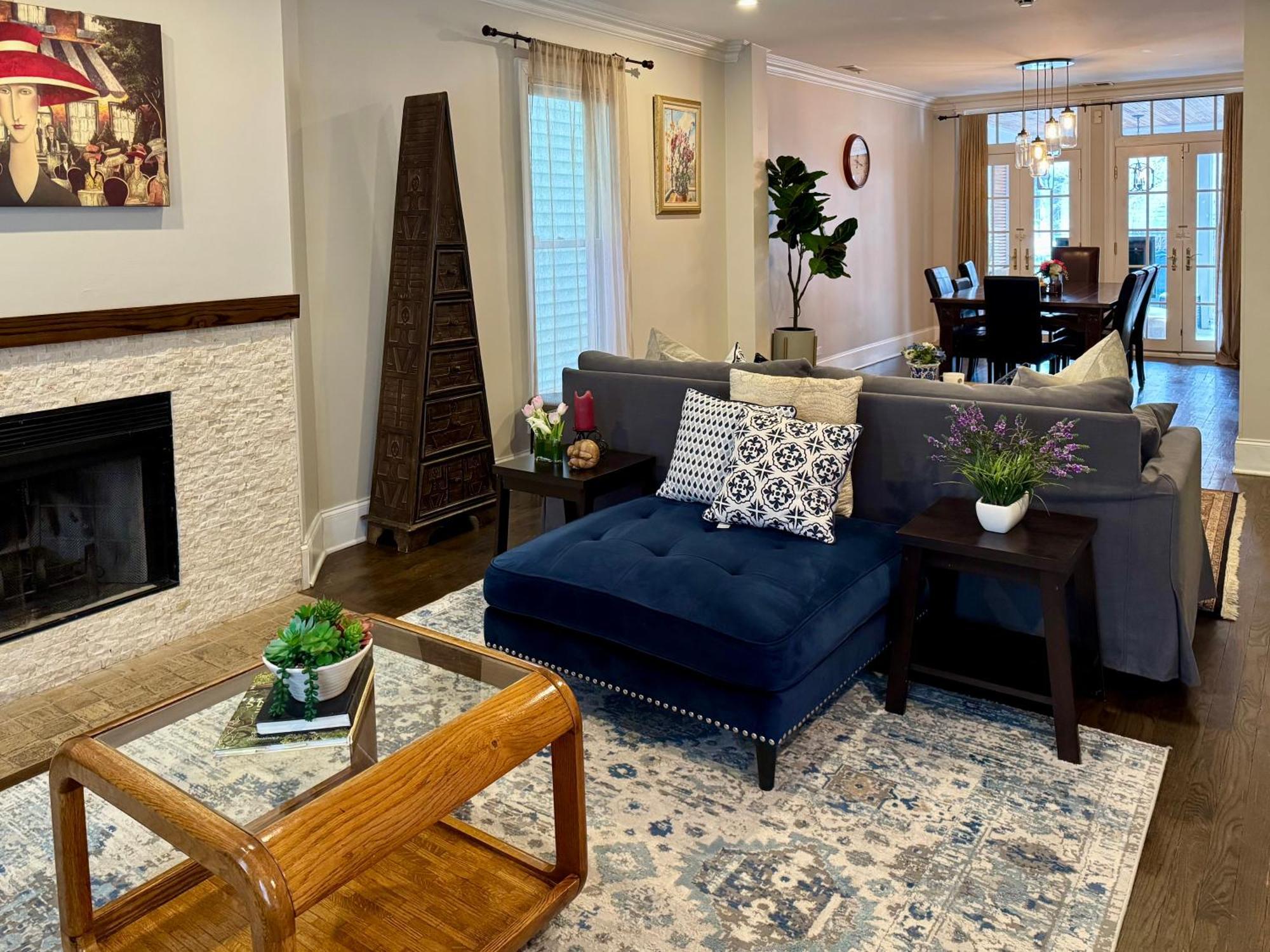 3 Bedroom Spacious Home In Ideal Location W Free Parking Back Yard Pets Welcome 芝加哥 外观 照片